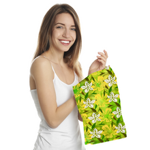 Load image into Gallery viewer, Golden Daisies - Green pattern: Small towel for face and hands - 16&#39;&#39; x 24&#39;&#39; - 40cm x 60cm - Free standard shipping
