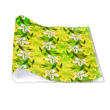 Load image into Gallery viewer, Golden Daisies green pattern : Heat Resistant Placemats  - 11.8&quot; x 17.7&quot; -  30cm x 45cm - 4 Sheets Per Set - Free standard shipping
