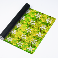 Load image into Gallery viewer, Golden Daisies Green pattern
