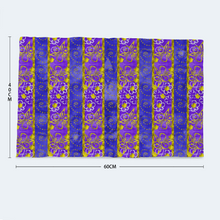 Load image into Gallery viewer, Golden Daisies - Purple pattern : Small towel for face and hands - 16&#39;&#39; x 24&#39;&#39; - 40cm x 60cm - Free standard shipping
