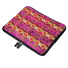 Load image into Gallery viewer, Golden Daisies magenta pattern : Briefcase sleeve - multi sizes - available for 10&quot; / 12&quot; / 13&quot; / 15&quot; / 17&quot; laptops or tablets  -  Free standard shipping
