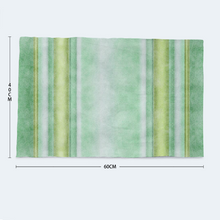 Load image into Gallery viewer, Health Angel - Green lines pattern : Small towel for face and hands - 16&#39;&#39; x 24&#39;&#39; - 40cm x 60cm - Free standard shipping
