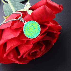 round template - Engraving Window Engraving Window: Round Charm, Gold or Silver Plated, with strong chain necklace   - In luxury packaging - Free standard shipping