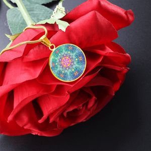 round 1-main Magic Stardust - Pattern : Round Charm, Gold or Silver Plated, with strong chain necklace   - In luxury packaging - Free standard shipping