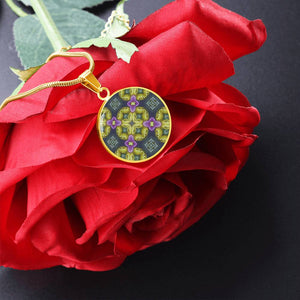 Byzantium Garden : Green pattern, Round Charm, Gold or Silver Plated, with strong chain necklace   - In luxury packaging - Free standard