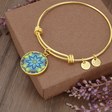 Load image into Gallery viewer, Magic Stardust  green pattern : Round Charm Bracelet, Gold or Silver Plated  - In luxury packaging - Free standard shipping
