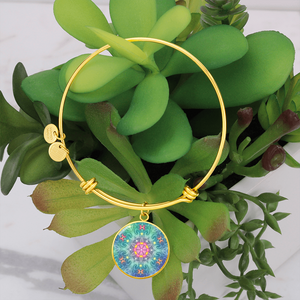 Magic Stardust main pattern: Round Charm Bracelet, Gold or Silver Plated  - In luxury packaging - Free standard shipping