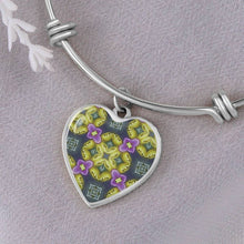 Load image into Gallery viewer, Byzantium Garden : Green pattern - Heart charm Bracelet, Gold or Silver Plated  - In luxury packaging - Free standard shipping
