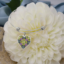 Load image into Gallery viewer, Byzantium Garden : Green pattern - Heart charm Bracelet, Gold or Silver Plated  - In luxury packaging - Free standard shipping
