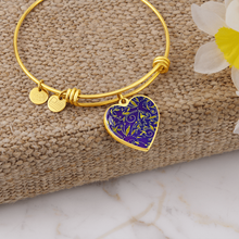 Load image into Gallery viewer, Nightfall Celebration : Heart charm Bracelet, Gold or Silver Plated  - In luxury packaging - Free standard shipping
