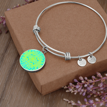 Load image into Gallery viewer, round template - Engraving Window Engraving Window : Round Charm Bracelet, Gold or Silver Plated  - In luxury packaging - Free standard shipping
