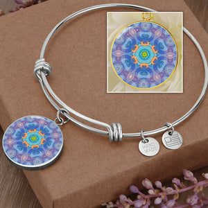 Magic Stardust purple pattern : Round Charm Bracelet, Gold or Silver Plated  - In luxury packaging - Free standard shipping