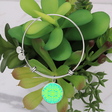 Load image into Gallery viewer, round template - Engraving Window Engraving Window : Round Charm Bracelet, Gold or Silver Plated  - In luxury packaging - Free standard shipping

