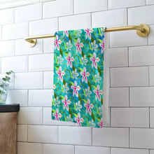 Load image into Gallery viewer, Golden Daisies - Turquoise pattern : Small towel for face and hands - 16&#39;&#39; x 24&#39;&#39; - 40cm x 60cm - Free standard shipping
