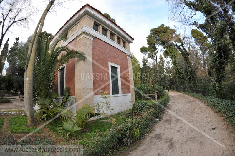 building in a park 312017-153-150